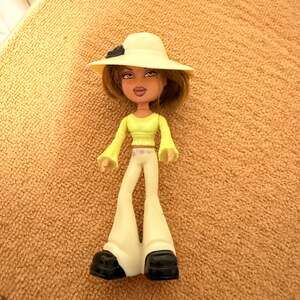 2003 Bratz Yasmin McDonald's Happy Meal Toy 5" Mini Doll